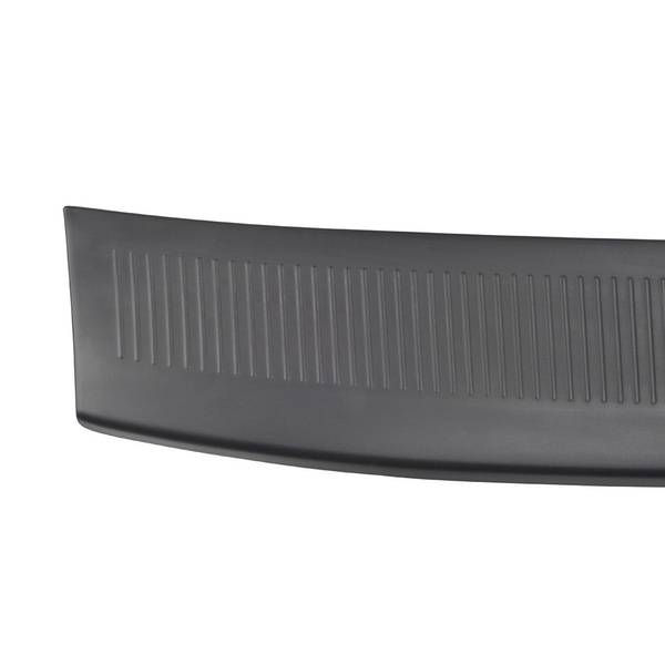 Schwarzer Ladekantenschutz für die hintere Stoßstange Volkswagen Passat B7 Variant (2010-2014)